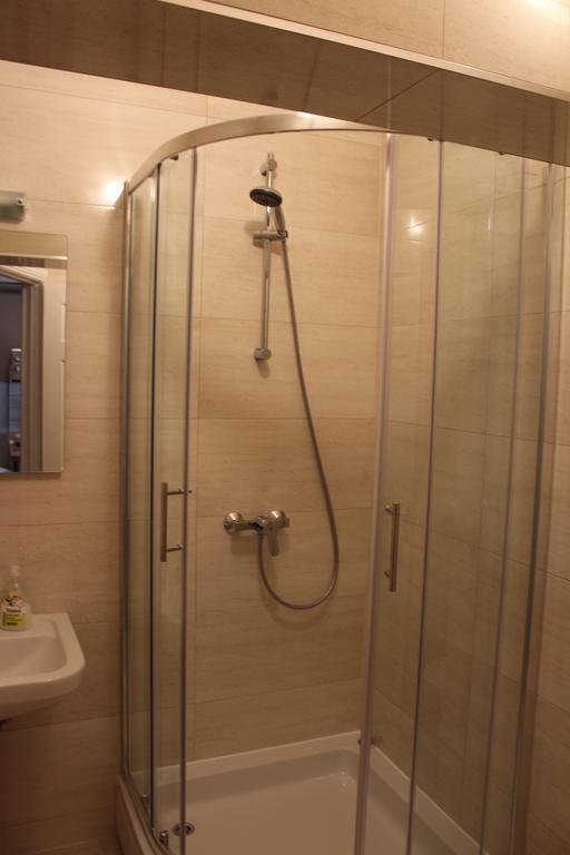 Beachside Apartments Znjan سبليت الغرفة الصورة