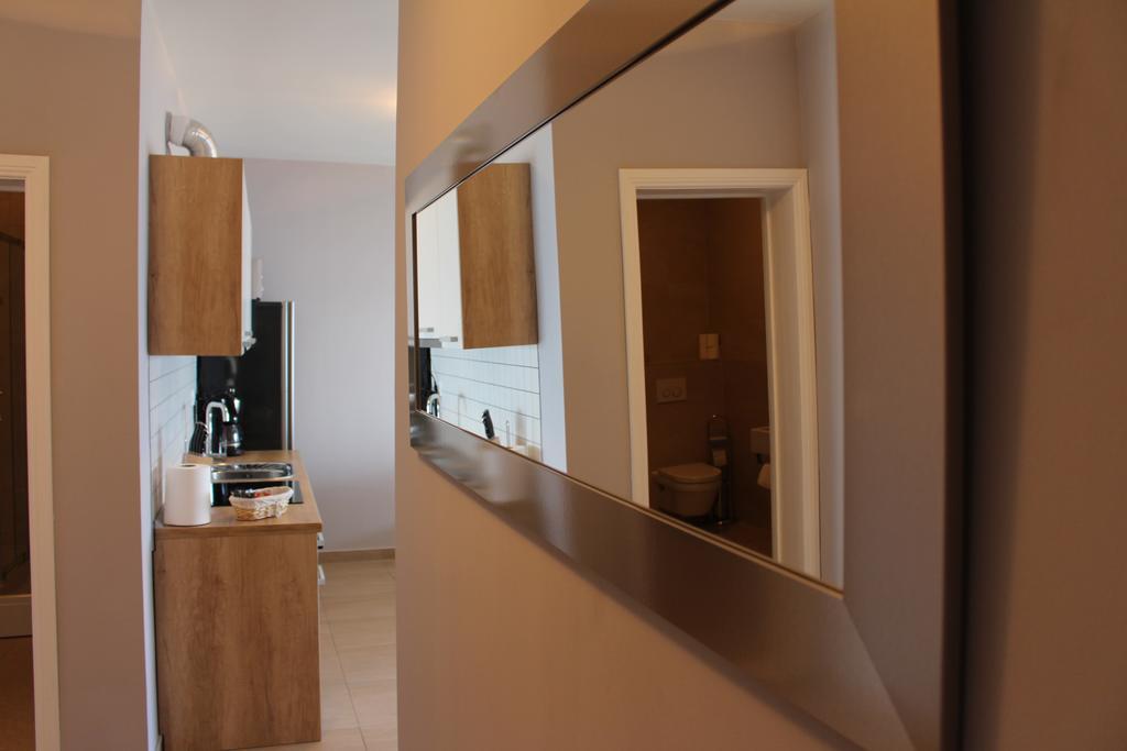 Beachside Apartments Znjan سبليت الغرفة الصورة