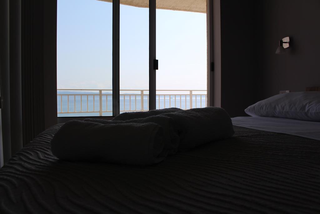 Beachside Apartments Znjan سبليت الغرفة الصورة