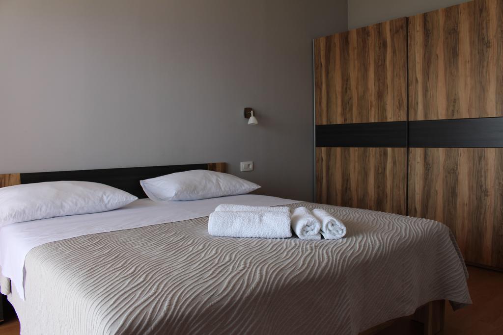 Beachside Apartments Znjan سبليت الغرفة الصورة