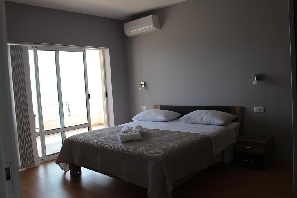 Beachside Apartments Znjan سبليت الغرفة الصورة